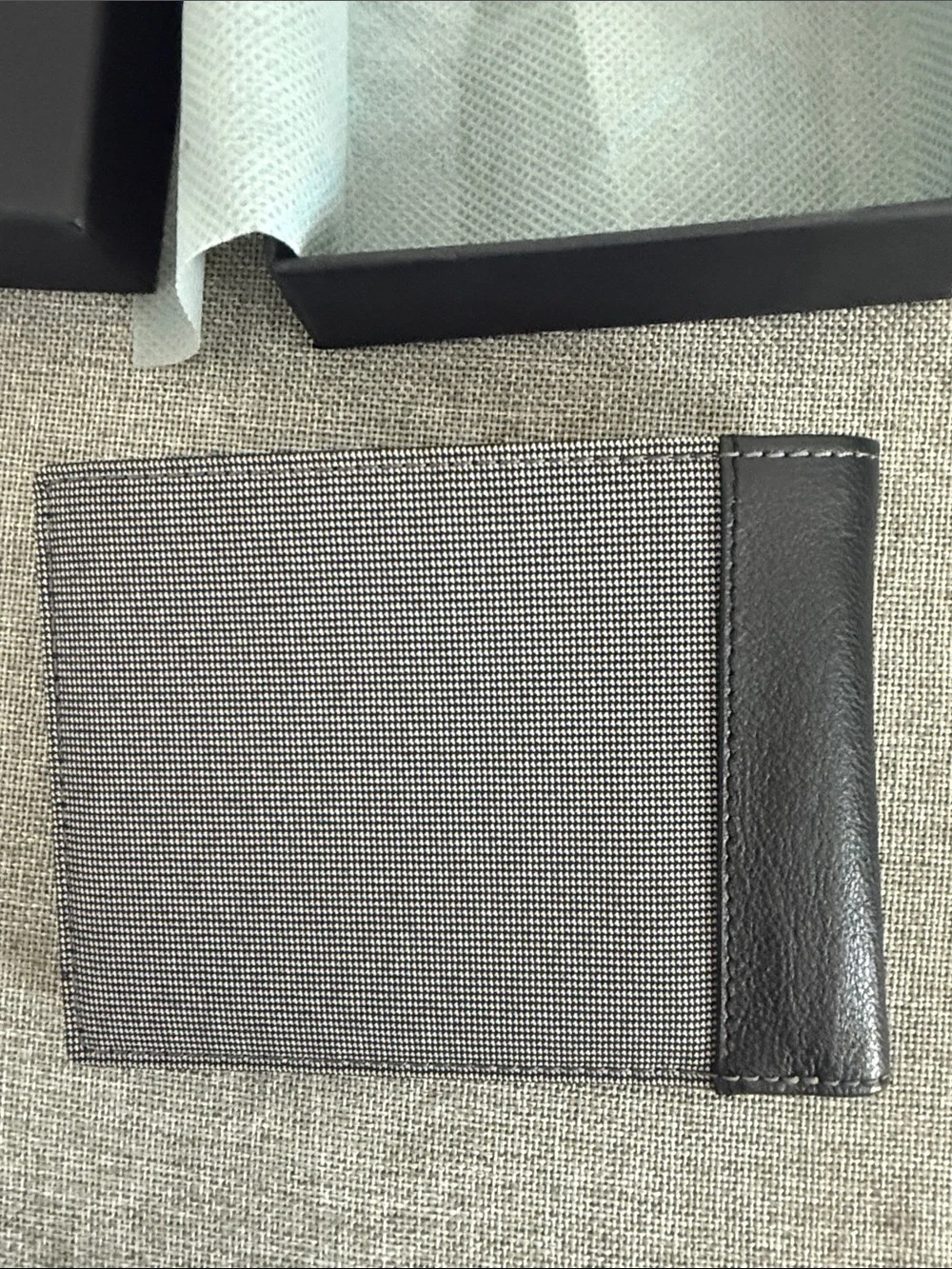 Piquadro blade collection Two-Tone Leather Bifold Wallet
